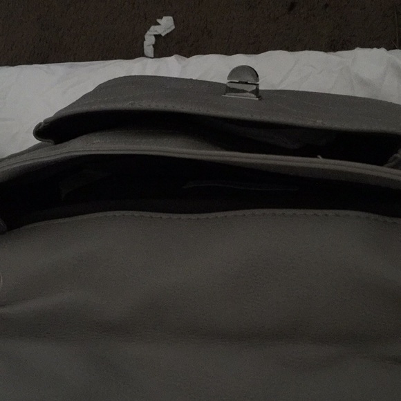 Handbag - Picture 3 of 3